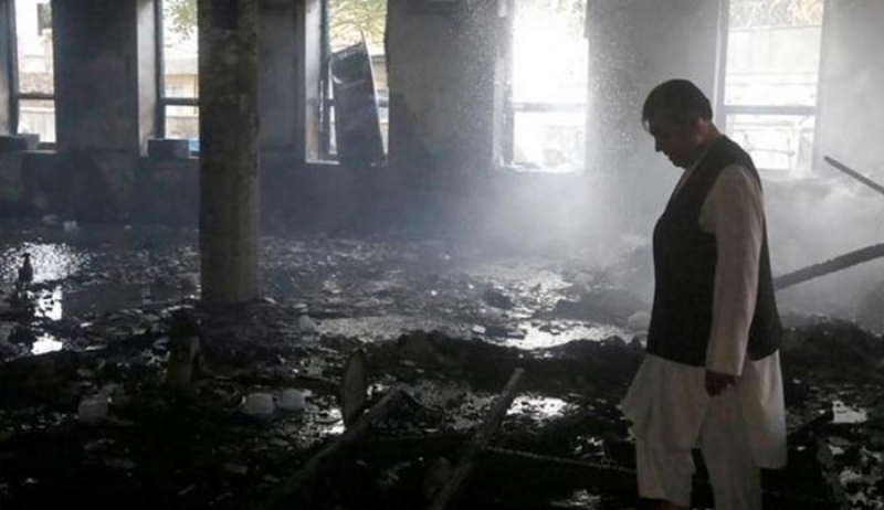 Τουλάχιστον 50 νεκροί από δύο επιθέσεις αυτοκτονίας σε τεμένη στην Καμπούλ