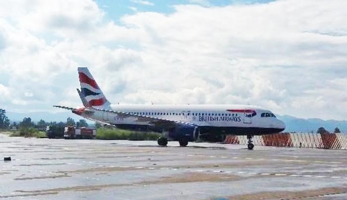 Λονδίνο-Καλαμάτα απευθείας -Η πανηγυρική άφιξη της British Airways [βίντεο]