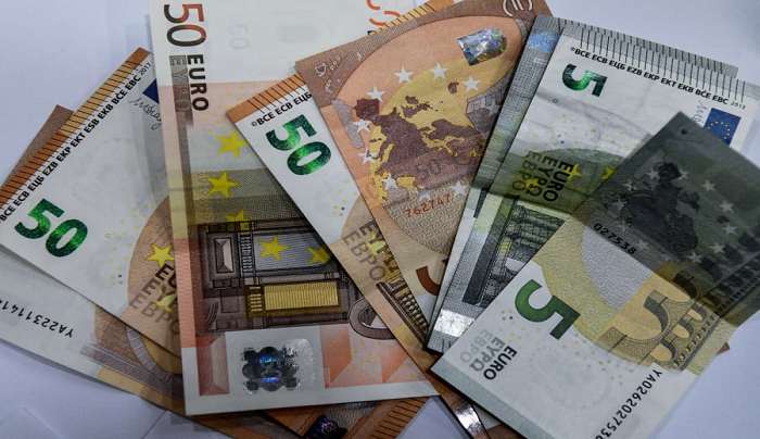 Φορολογικές δηλώσεις: Επιστροφές φόρου εξπρές από την ΑΑΔΕ