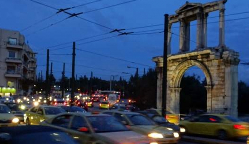 Ερευνα: Με τον φόβο του εγκλήματος το 69% -Σε ποιες περιοχές της Αθήνας τα υψηλότερα ποσοστά