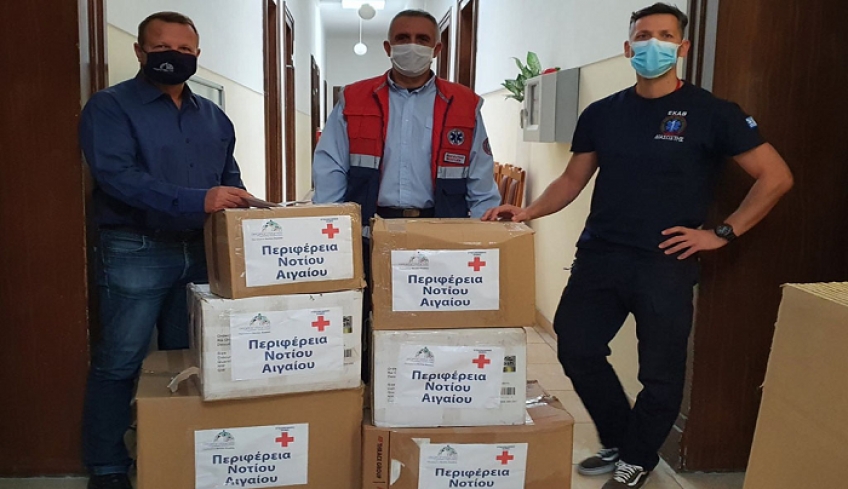 Παράδοση υγειονομικού υλικού στο ΕΚΑΒ Ρόδου από την Περιφέρεια Νοτίου Αιγαίου