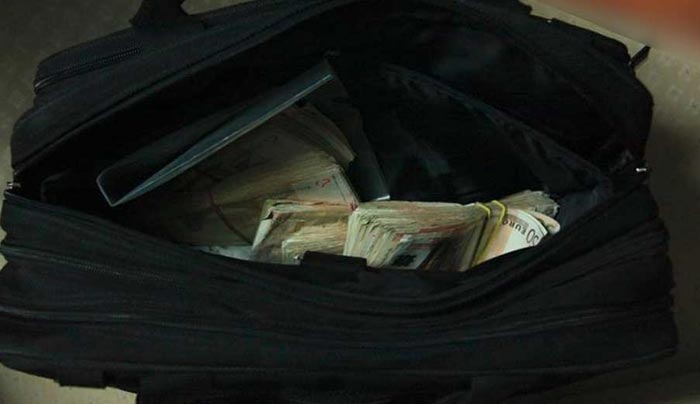 Εξτρα φόρος 45% για όσους δηλώσουν κρυφά εισοδήματα