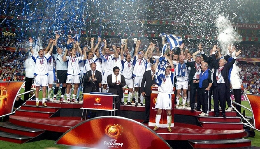 Euro 2004: Όταν η Ευρώπη υποκλίθηκε στην Ελλάδα – Το έπος με τα μάτια των ξένων ΜΜΕ (videos)