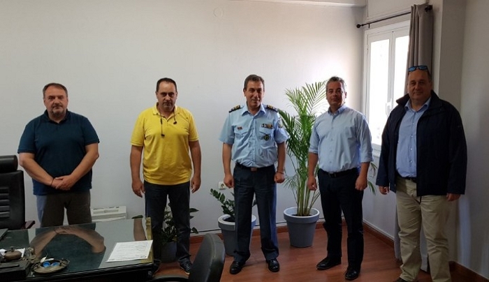 Επίσκεψη εκπροσώπων των Ενώσεων Αξιωματικών και Αστυνομικών Υπαλλήλων στον Αστυνομικό Διευθυντή Ν. Αιγαίου για τα προβλήματα