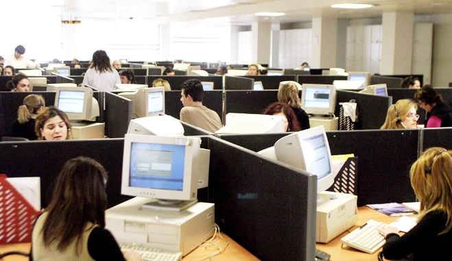 Δημόσιο: Οι δεξαμενές για 5.500 απολύσεις, άρση μονιμότητας και εξετάσεις