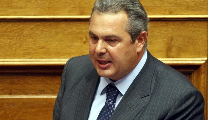 Καμμένος: Όποιος δεν αισθάνεται Έλληνας να γυρίσει πίσω στην πατρίδα του