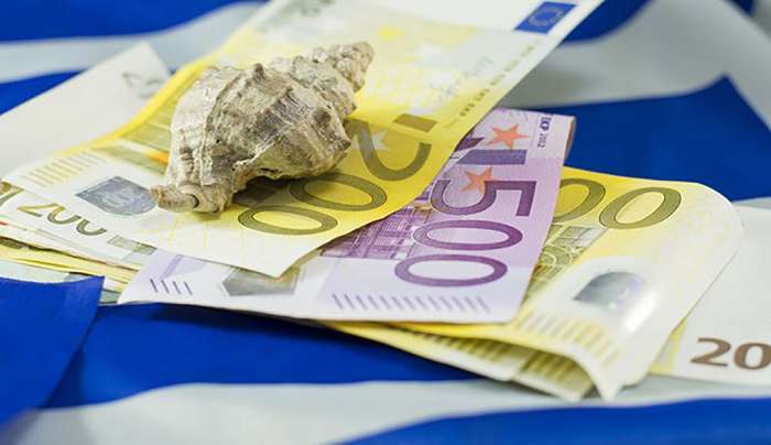 Τουρισμός: Συνεχίζεται το… καλοκαίρι στα νησιά – Στα 19 δισ. κλειδώνουν τα έσοδα
