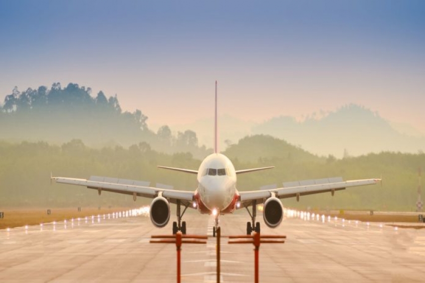 Αεροπορικές εταιρείες και tour operators επενδύουν στον ελληνικό τουρισμό