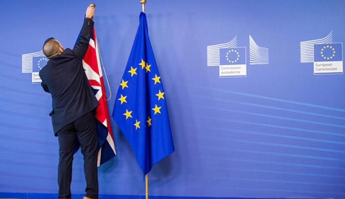 Σοκ στην Ευρώπη:Το Brexit πέρασε μπροστά στα γκάλοπ
