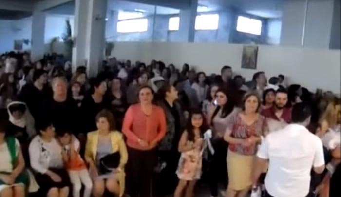 Συγκλονιστικό βίντεο: Tζιχαντιστές χτύπησαν Ελληνορθόδοξη εκκλησία την ώρα της λειτουργίας