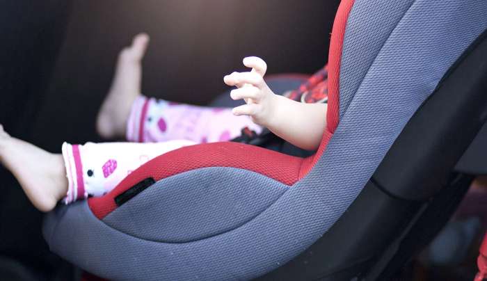 Χαλκίδα: Κλείδωσαν 4χρονη σε αυτοκίνητο με κλειστά παράθυρα -Περαστικός άκουσε τα ουρλιαχτά της