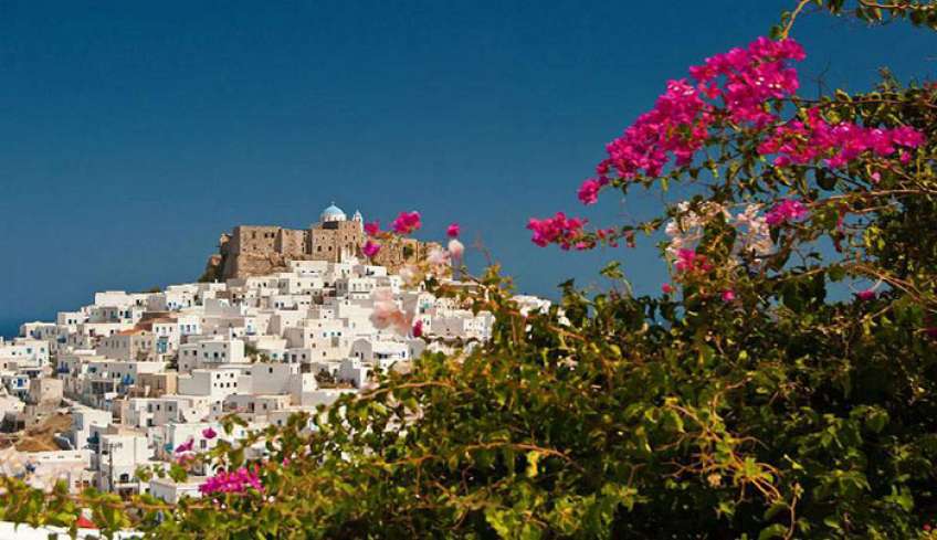 Vanity Fair: Προτείνει Ελλάδα για last minute διακοπές – Τα Δωδεκάνησα στους προορισμούς που ξεχωρίζει