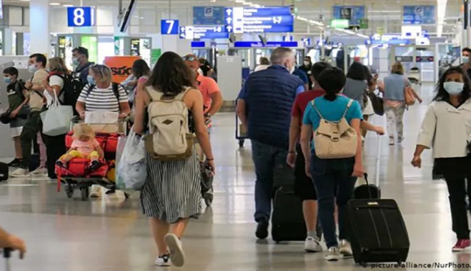 Αλ. Πατέλης: Πάνω από τις προσδοκίες ο τουρισμός – Αύξηση έως και 130% στις αφίξεις