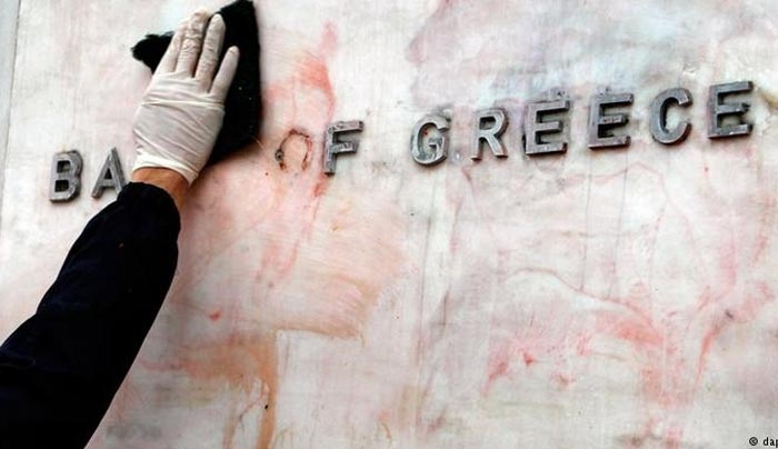 Η ώρα της κρίσης για τις τράπεζες: Στα 14 δισ. τα κεφάλαια, 4,5 δισ. ευρώ για τους ιδιώτες