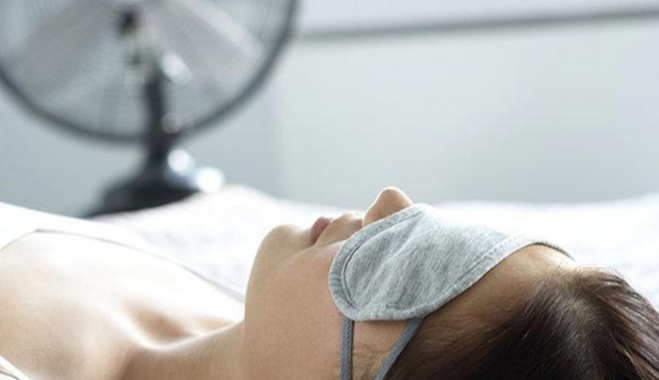 14 tricks για να κοιμηθείς τη νύχτα όταν έχει καύσωνα