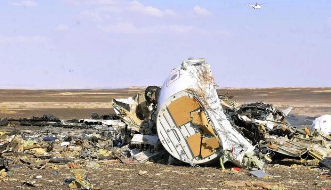 Σοκαριστικές εικόνες απ' ό,τι απέμεινε στο σημείο της συντριβής