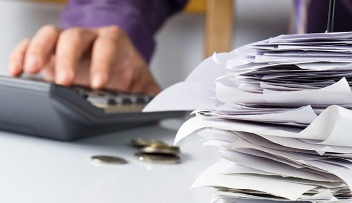Αντί για την εφορία θα πληρώνουν τον δικηγόρο