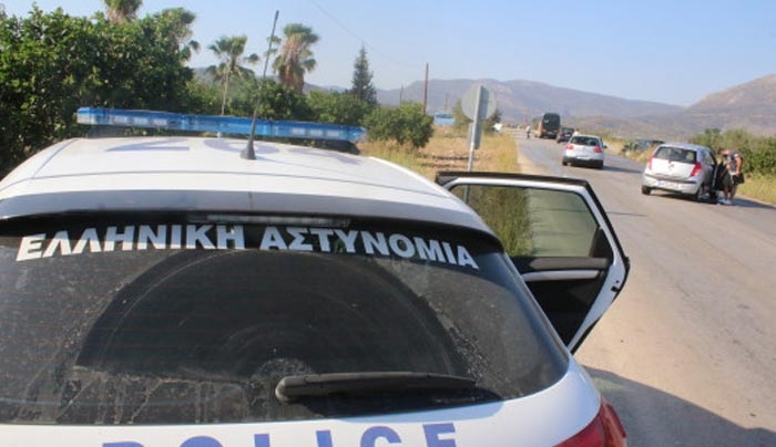 Αίγιο: 15χρονος μαχαίρωσε αστυνομικό για να αποφύγει τον έλεγχο