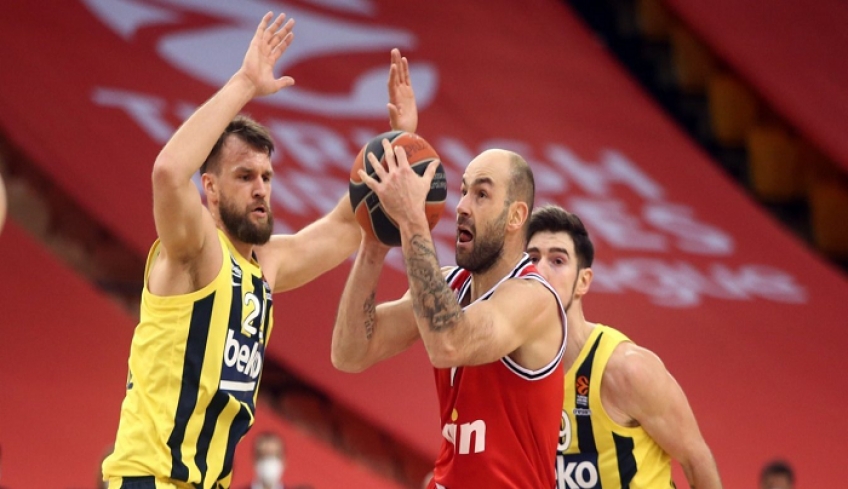 Ολυμπιακός - Φενερμπαχτσέ 71-76: Ξύπνησε αργά και αποκλείστηκε οριστικά