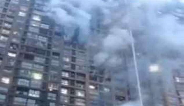Κίνα: Τουλάχιστον 15 νεκροί και 44 τραυματίες από πυρκαγιά σε συγκρότημα κατοικιών