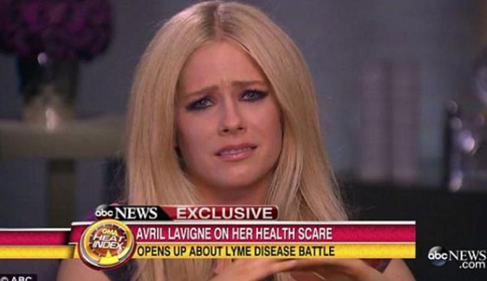 Avril Lavigne: Ξέσπασε σε κλάματα καθώς μιλούσε για πρώτη φορά on camera για την σοβαρή ασθένειά της! (Βίντεο)