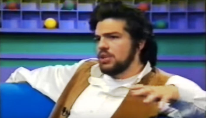 Σπάνιο βίντεο – Δείτε τον Αλέξη Τσίπρα 20 χρόνια πριν… καλεσμένο σε τηλεοπτική εκπομπή