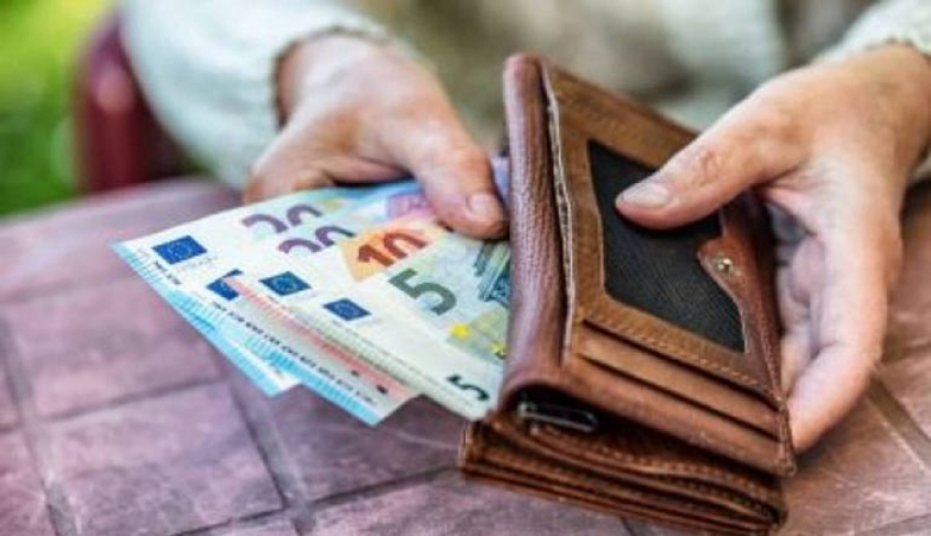 Ποιοι δημόσιοι υπάλληλοι μπορούν να συνταξιοδοτηθούν πριν από τα 62 έτη