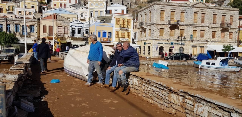 Η Περιφέρεια Νοτίου Αιγαίου, δίπλα στους κατοίκους της Σύμης, στην προσπάθεια αποκατάστασης των ζημιών που προκάλεσαν οι πλημμύρες