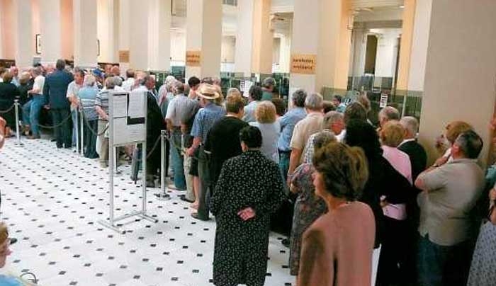 Μπλοκαρισμένη η απονομή νέων συντάξεων – Όλα τα νέα όρια ηλικίας (πίνακας)