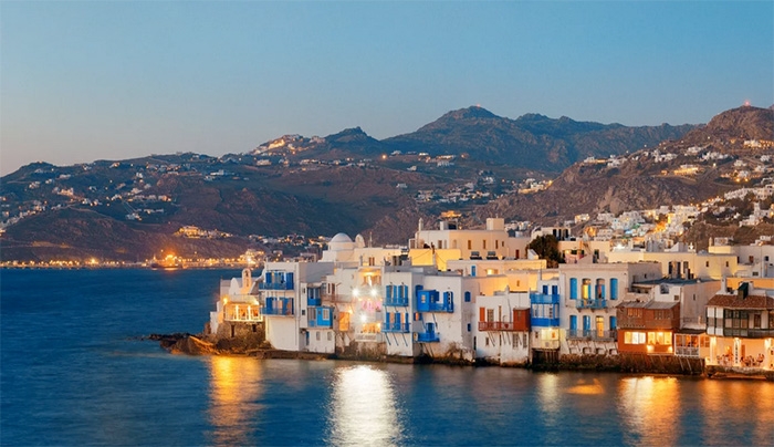 Τη Δευτέρα ανοίγει ξανά η Μύκονος -Τέλος το μίνι lockdown