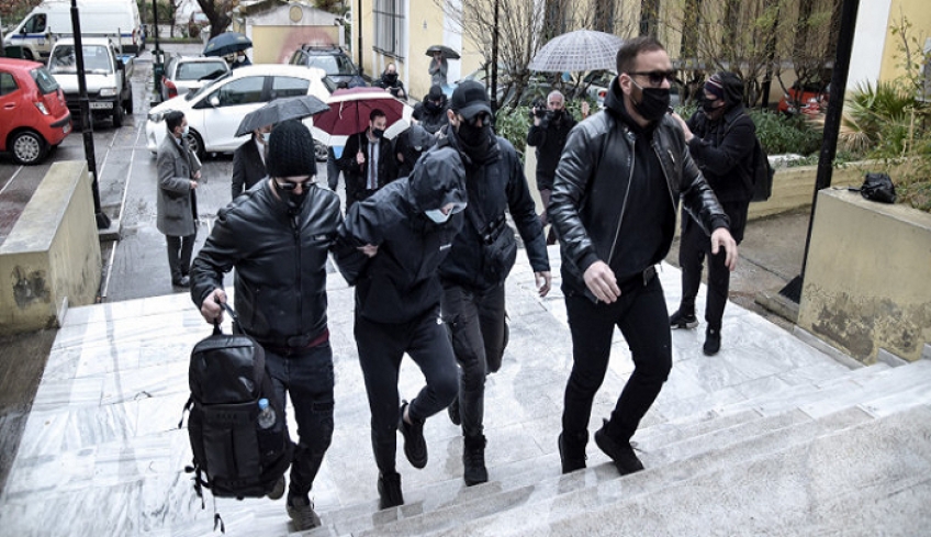 Ξυλοδαρμός σταθμάρχη μετρό: To βίντεο-ντοκουμέντο που πρόδωσε τους δράστες -Εμπλέκεται και τρίτο πρόσωπο στην υπόθεση