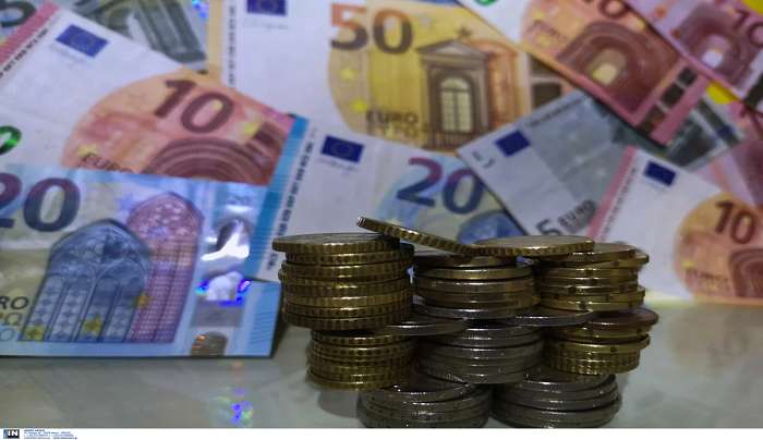 Οι «τυχεροί» που βγαίνουν στη σύνταξη πριν τα 62, τι ισχύει για γονείς και πλασματικά έτη