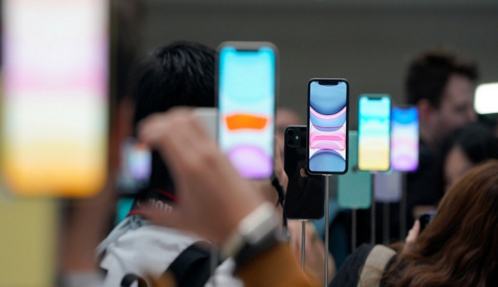 Η Apple πληρώνει αποζημίωση σε κατόχους iPhone -Μετά τις κατηγορίες ότι οι συσκευές τους έγιναν πιο αργές