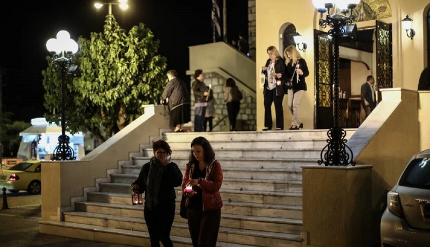 Lockdown και Πάσχα: Όλα όσα ισχύουν για εκκλησίες, αγορές, μετακινήσεις και το πασχαλινό τραπέζι