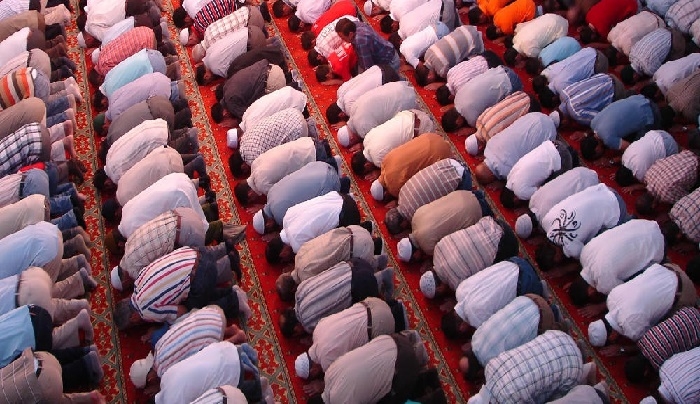 Στρώνουν… χαλιά στο τζαμί – Σε τελικό στάδιο το ισλαμικό τέμενος στον Βοτανικό