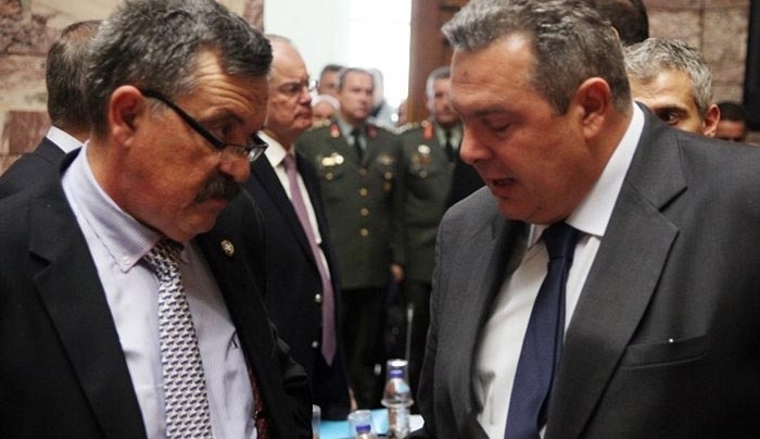 ΑΓΡΙΟ ΕΠΕΙΣΟΔΙΟ: Αποκάλεσαν «προδότη» και «φιλιππινέζα των μεταναστών» τον Καμμένο