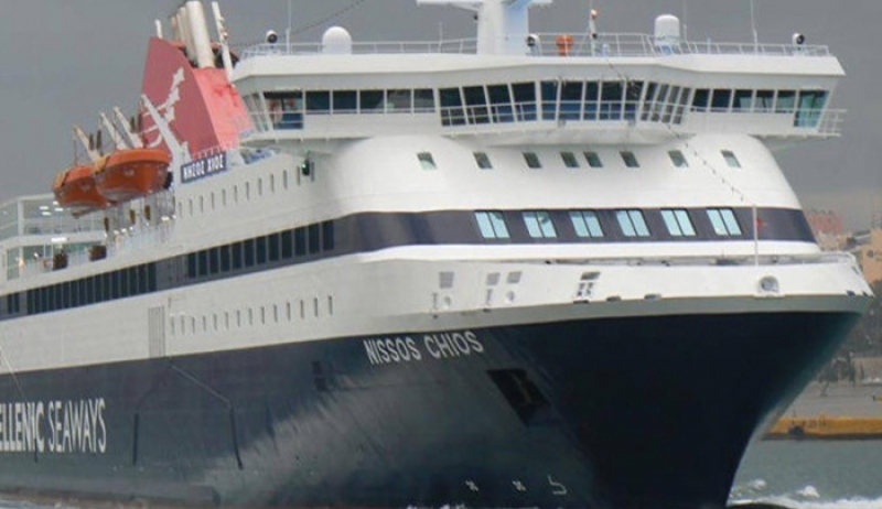 Πρόβλημα με το πλοίο νήσος Χίος – Mεταφέρει 360 επιβάτες στο Καρλόβασι της Σάμου