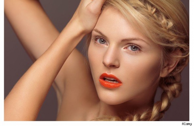 Το πορτοκαλί κραγιόν είναι το πιο φωτεινό beauty trend για την Άνοιξη 2014!