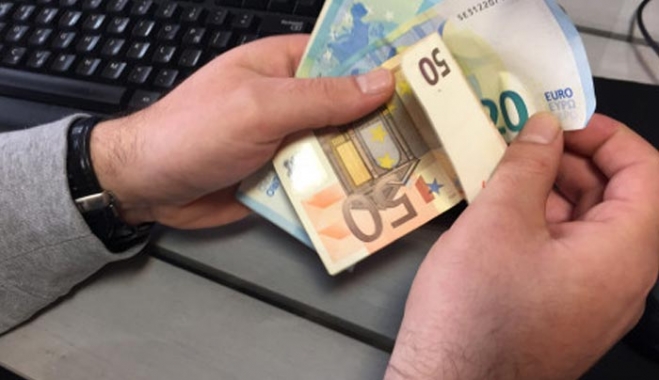 Κατασχέσεις μισθών, συντάξεων και καταθέσεων για 830.000 φορολογούμενους
