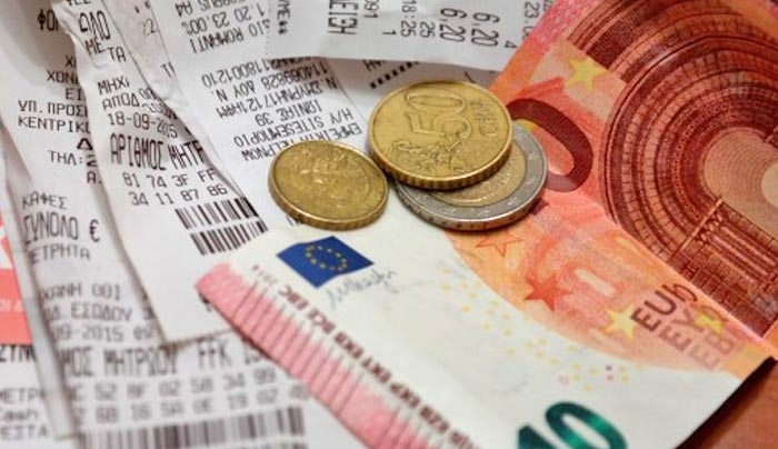 Νέο φορολογικό – Αλλάζουν οι κλίμακες και ο τρόπος φορολόγησης – Όλα τα εισοδήματα με κοινή κλίμακα – Ποιοι χάνουν το αφορολόγητο