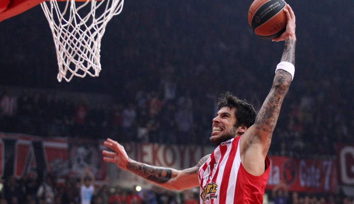 Oι «ερυθρόλευκοι» επικράτησαν με 71-68 της Μπαρτσελόνα