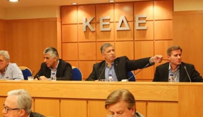 Δήμαρχοι κατά Κυβέρνησης - "Εμείς στηρίζουμε, εσείς τι κάνετε;"
