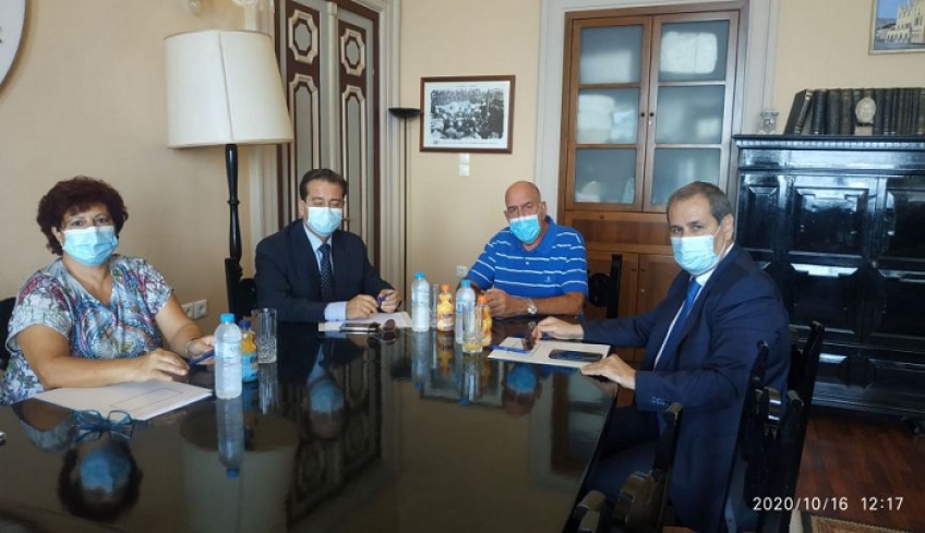 Συνάντηση του Επάρχου Κω - Νισύρου Γ.Καμπανή με εκπροσώπους του Πανελλήνιου Ιατρικού Συλλόγου