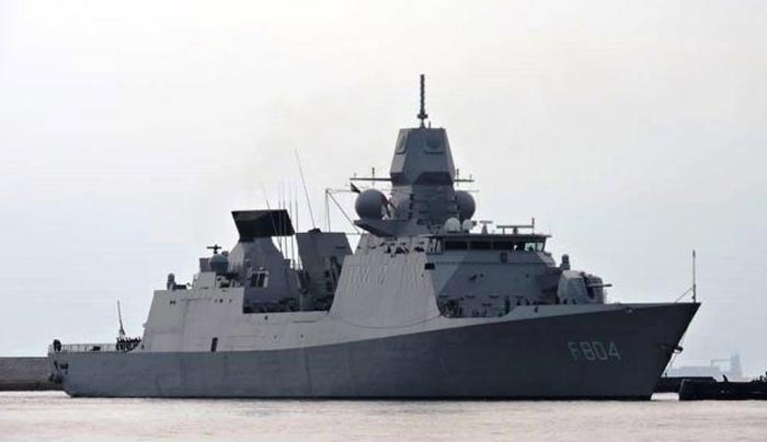 Στον Πειραιά η νέα ναυαρχίδα της SNMG2 - ΒΙΝΤΕΟ