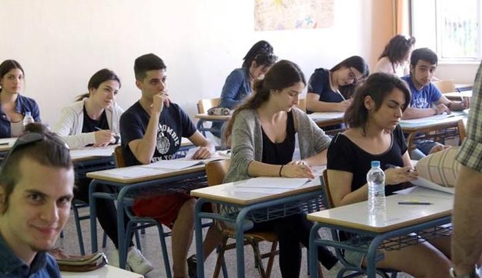 Βάσεις 2016: Με 18.500 «ξεκλειδώνει» η Ιατρική - Ιστορικό χαμηλό για τα Παιδαγωγικά