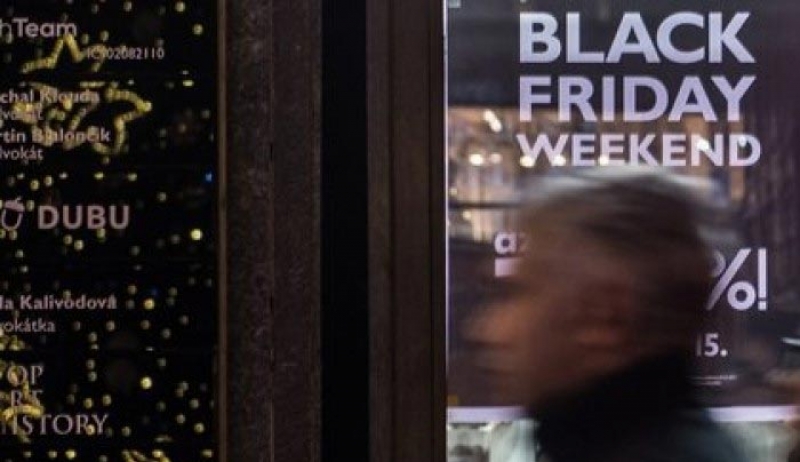 Black Friday 2017: Πότε θα «εορταστεί» η Μαύρη Παρασκευή στα καταστήματα