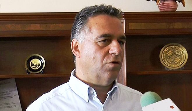 Με εκπροσώπους των αιμοκαθαιρόμενων συμπατριωτών μας, και τη Διοικούσα Επιτροπή του Τ.Ε.Ε. στην Κω, συναντήθηκε χθες Τετάρτη 12/11/14, ο Δήμαρχος Κω Γ. Κυρίτσης