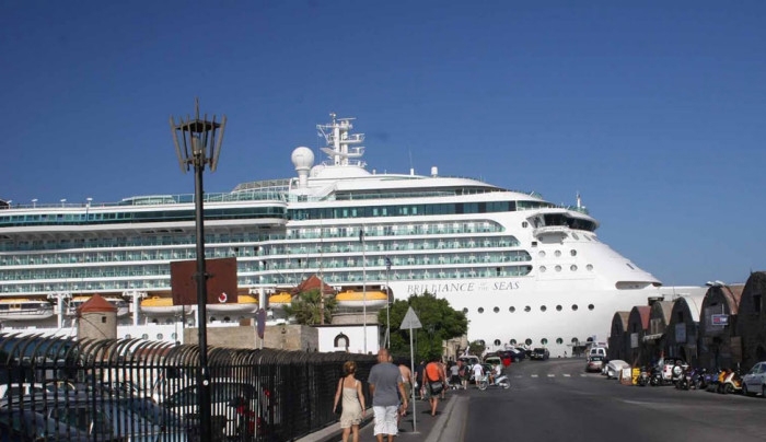 5.755 τουρίστες αφίχθησαν χθες με τα κρουαζιερόπλοια στη Ρόδο