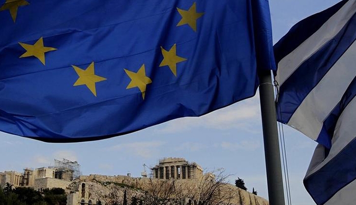 Guardian: Λιτότητα τέλος και κούρεμα χρέους στην Ελλάδα