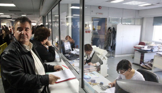 Εως και... 17 χρόνια επιπλέον εργασία για να πάρουμε σύνταξη